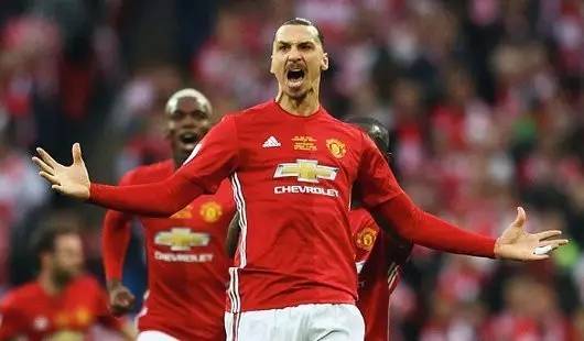 辅以醒目的 辅以醒目的